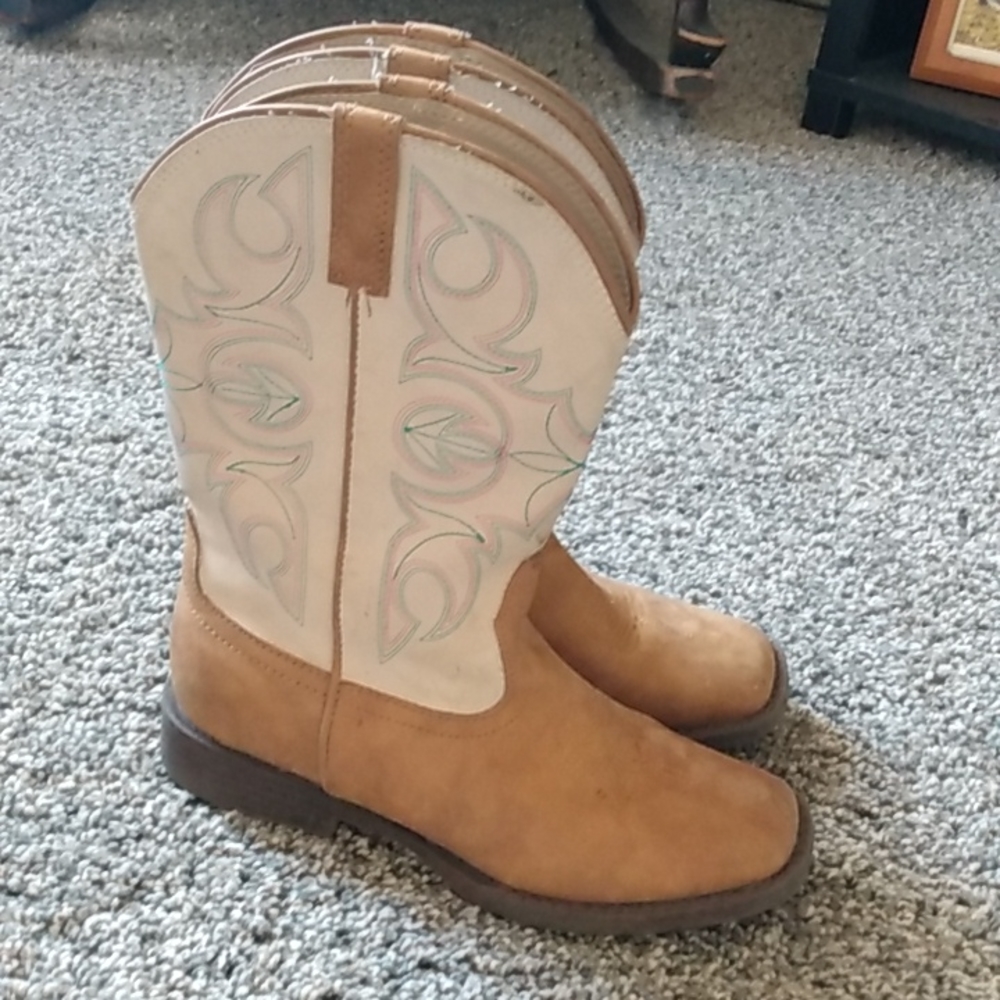 Girls Size 3 Roper boots